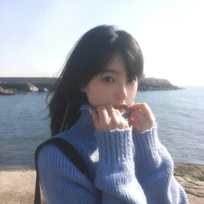 易烊千玺明星照片